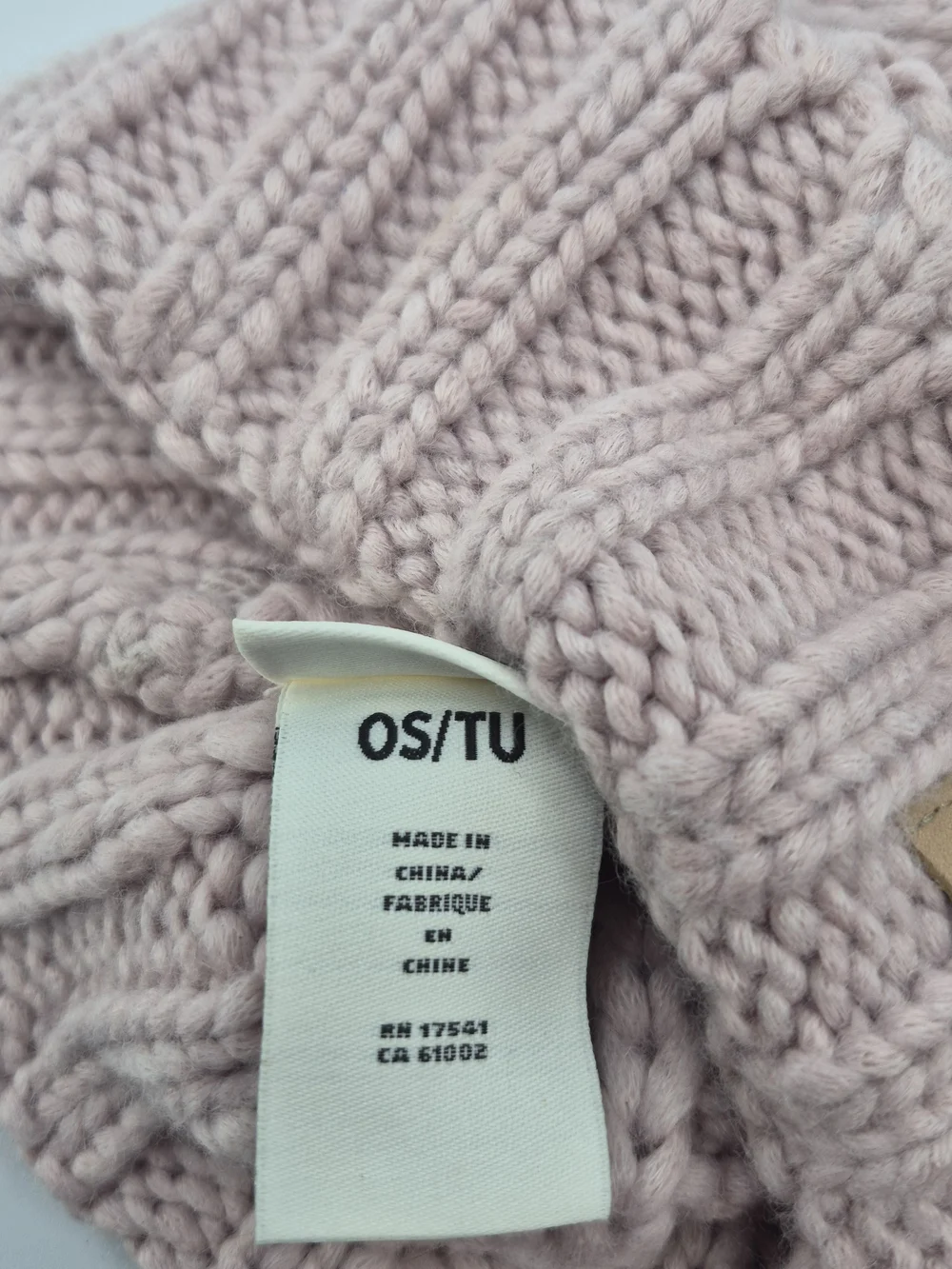 UGG hat cable
